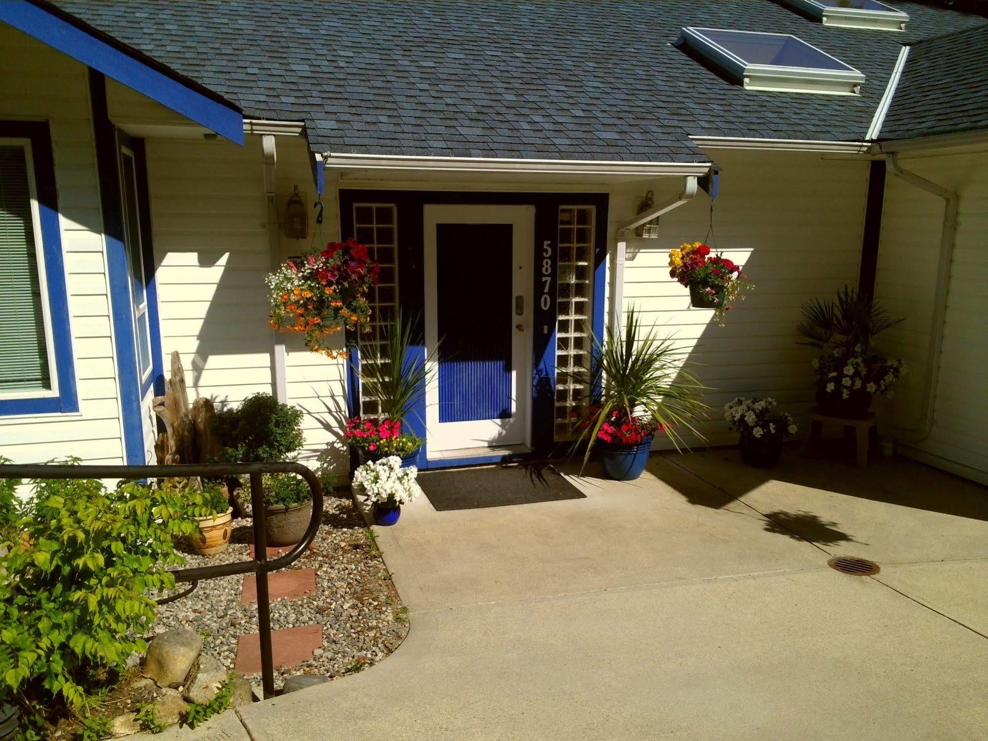 Sechelt Inlet B&B Exterior foto